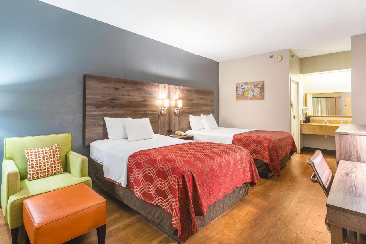 Royal Palms Inn Stockbridge Eksteriør billede